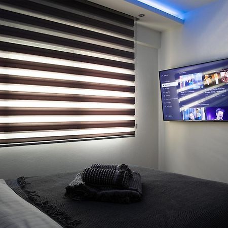 קסאנטי Blaze Studios & Apartments מראה חיצוני תמונה
